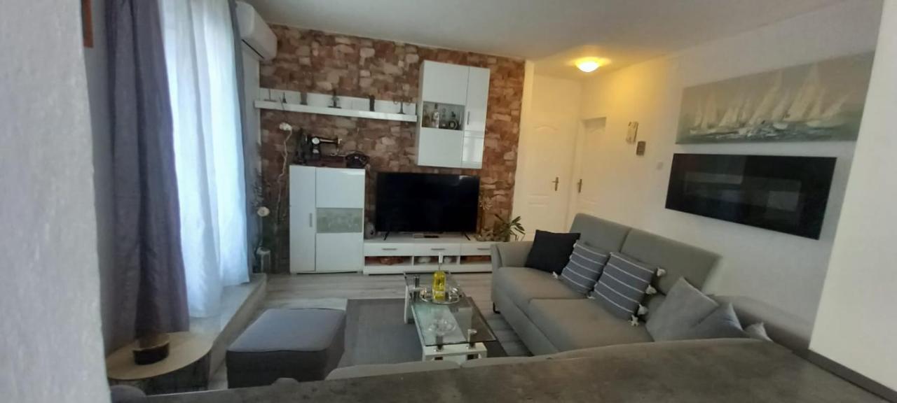 Braavos Apartments Sibenik - Free Parking - Marina 100M ภายนอก รูปภาพ